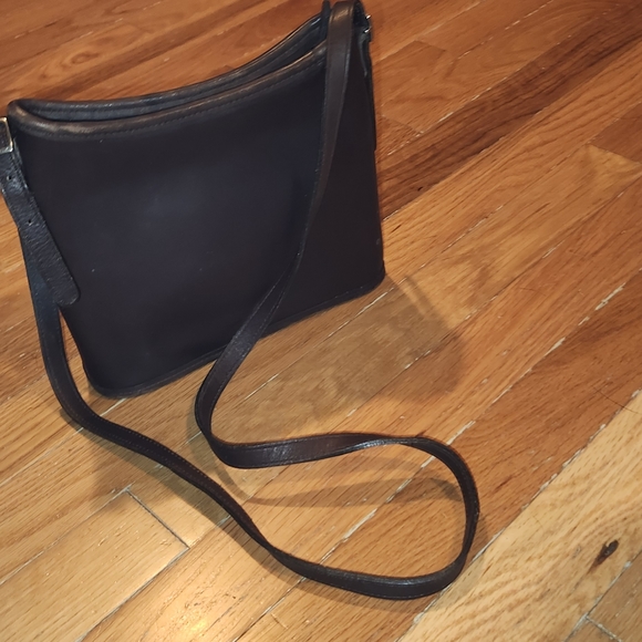 VINTAGE COACH MAMBO 9062 LEATHER HOBO ADJUSTABLE STRAP BAG PURSE - Picture 11 of 13